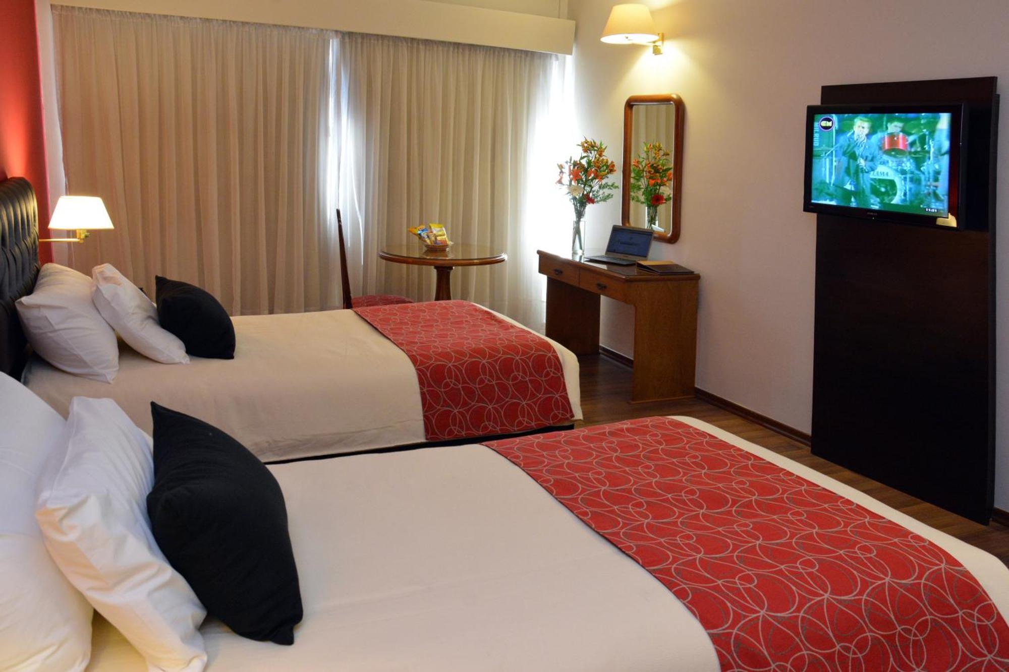 Centuria Hotel Buenos Aires Zimmer foto